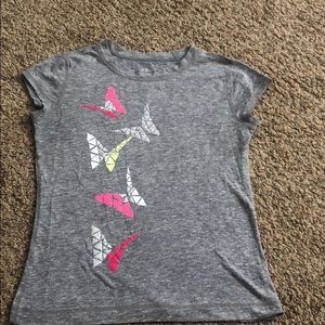 Gap kids workout shirt